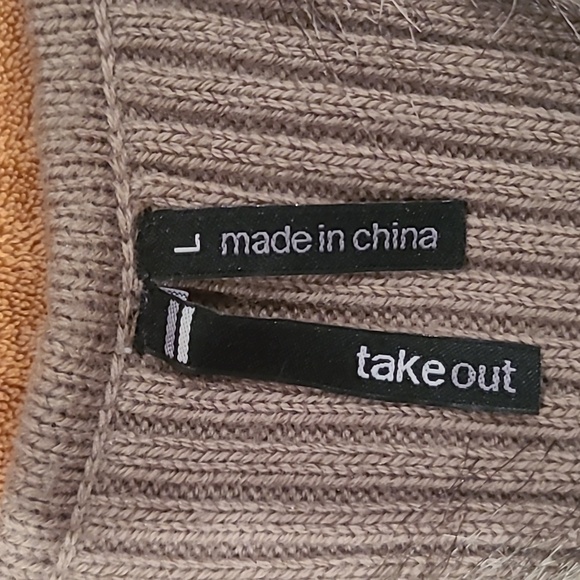 Faux fur vest - Picture 2 of 10